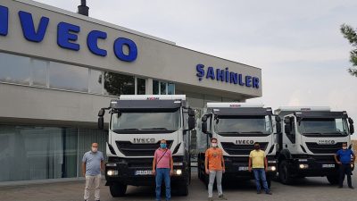 IVECO yetkili satıcısı Şahinler Otomotiv 3 adet Trakker’ı teslim etti