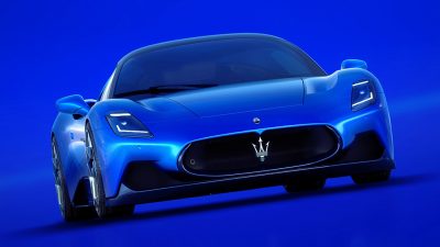 Yılın performanslı otomobili Maserati MC20