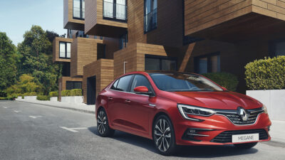 Yeni Renault Megane Sedan Türkiye’de kaç paradan satılacak?