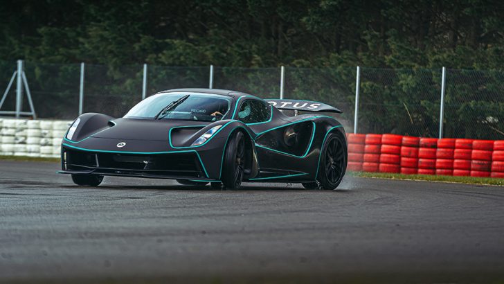 Lotus Evija BBC Top Gear Electric ödüllerinde şereflendirildi