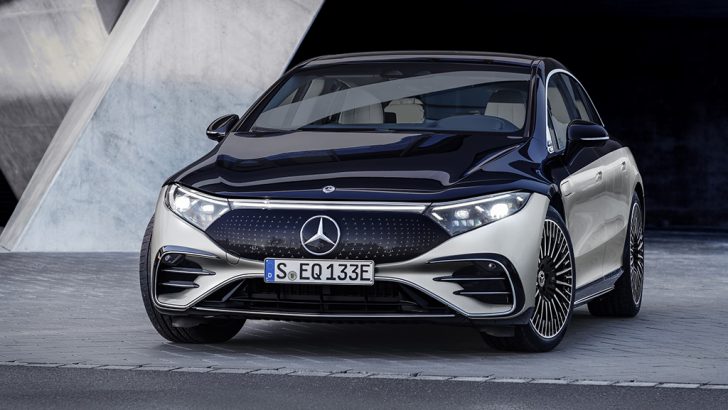 Mercedes-EQ markasının lüks sınıftaki ilk elektrikli otomobili EQS tanıtıldı