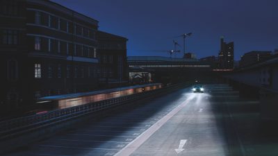 Sahte far lambaları ile trafikteki güvenliğinizi riske atmayın