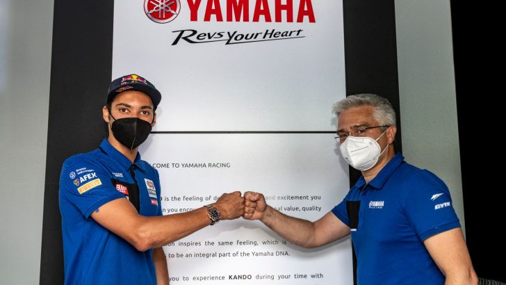 Toprak Razgatlıoğlu 2 yıl daha Pata Yamaha’da