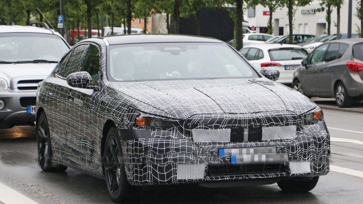 İşte 2024 BMW 5 Serisi hakkında yeni detaylar ortaya çıktı