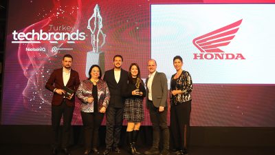 Türkiye’nin en teknolojik motosiklet markası Honda Türkiye seçildi